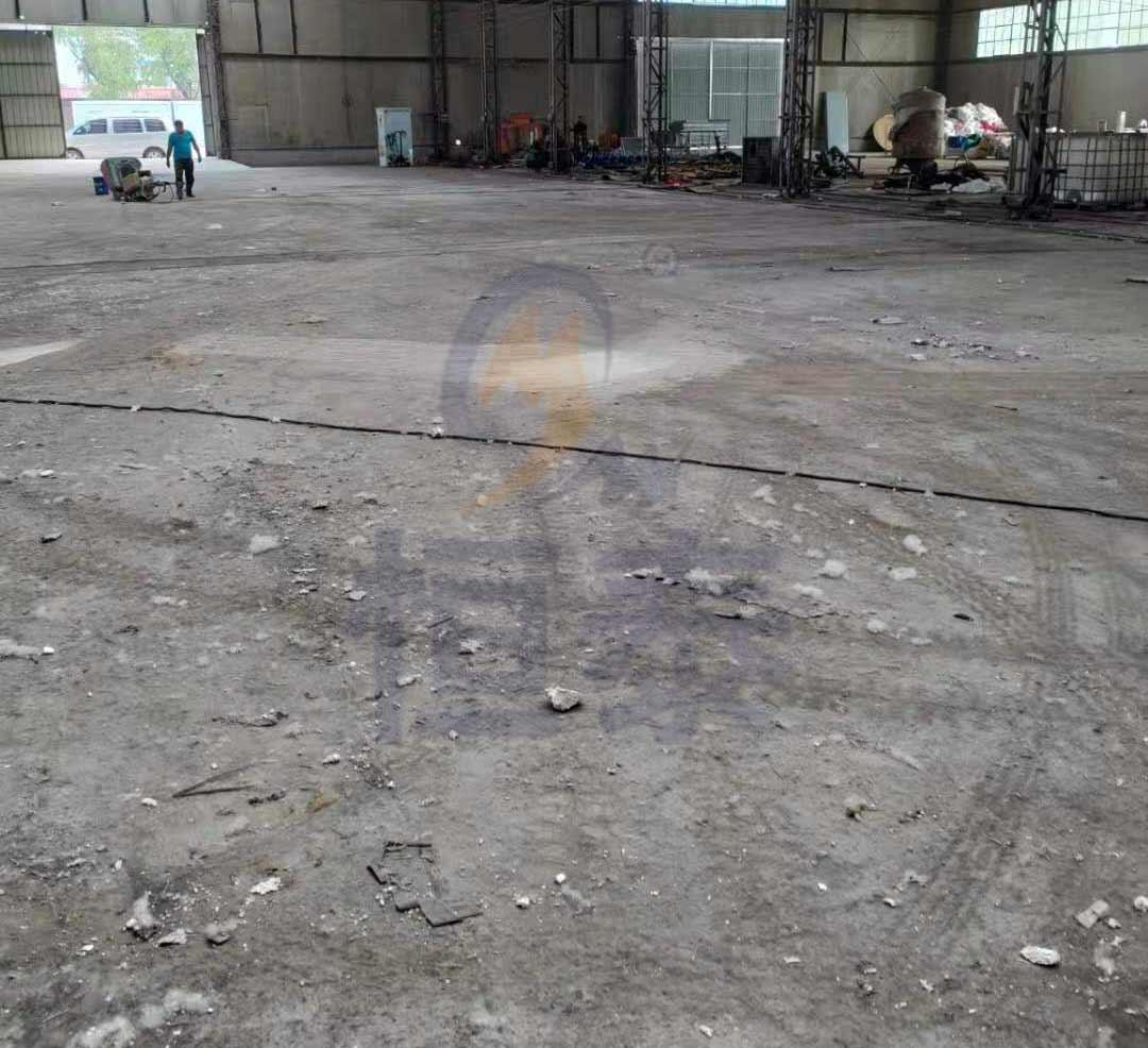 一千平方廠房地面固化施工案例 一千平方廠房地面固化施工案例